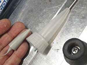 コーキング剤キャップ